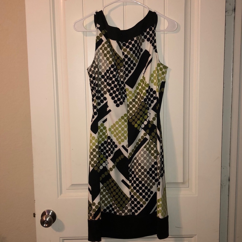 Dress - Picture 4 of 4
